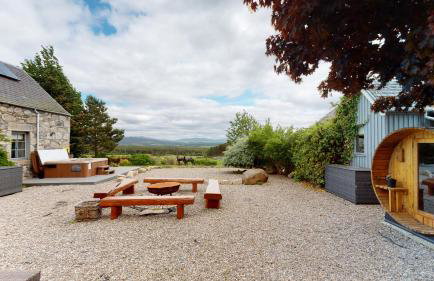 The Eagle's Nest - large house with hot tub and sauna - Foto 50