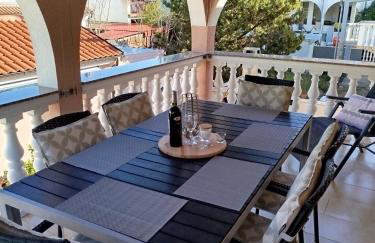 Apartments Juric - Photo 8