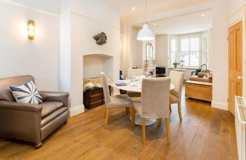 Stamford Park Road by YourStays, A wonderful family townhouse in a superb location! - Foto 4