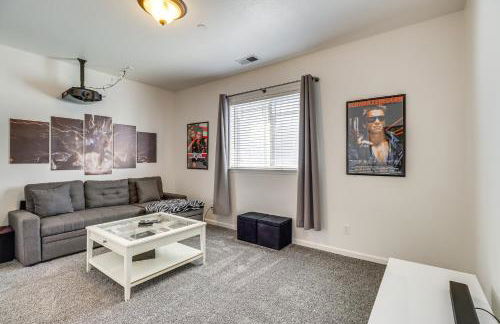 Theater Room, Fireplace Home 5 Mi to Dtwn Reno! - Photo 14