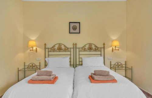 Villa Arin - Beachside Family Home by Finest Rentals - Photo 21