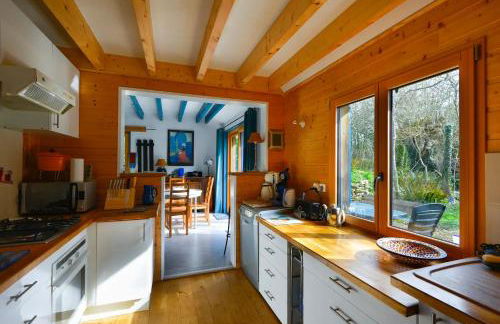 Plage700m, Maison d'hôte très calme,écrin de verdure, Sauna, Borne élect, Bord GR34 - Foto 5