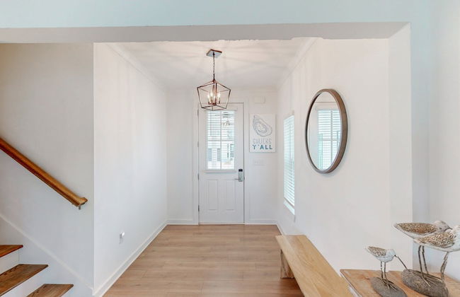 New Home 3br/2.5br w/ Kayak Access Sleeps 9 - Foto 57