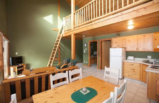 Outlaws Inn by Apex Accommodations - Photo 10