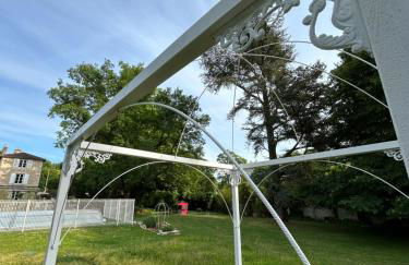 LE REPAIRE DU CLAIN gîte 4 étoiles pour 14 personnes avec piscine proche du Futuroscope - Foto 19