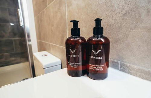 BIG discounts this week only Free Parking WiFi - Photo 15