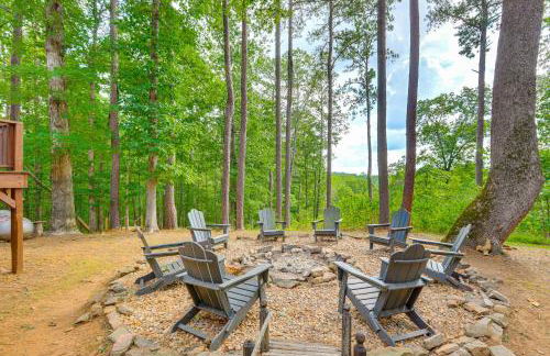 McDonough Escape with Private Hot Tub and Game Room! - Foto 27