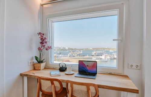 Nautica Suites - Modern Seaview Suite - Foto 6