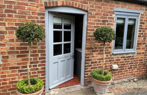 Topiary Barn - Stylish Accommodation in Rutland - Photo 7