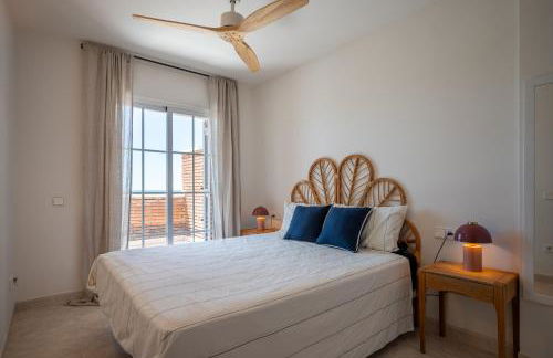 AT148 Frente la playa, jardín privado, vistas mar - Foto 18