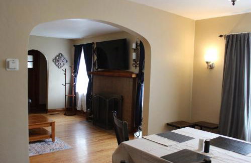 Charming Modern Retreat Near Downtown Jeffersonville & Bob Hedge Park - Foto 15