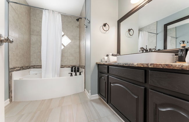 5Br Private Pool Hot Tub Pool Table - Photo 20