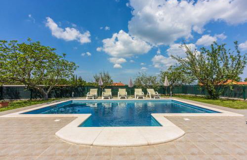 Villa Zelena Oaza - Photo 36