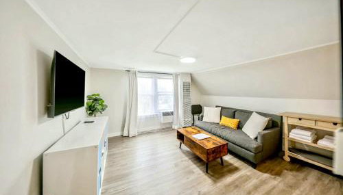 Chic, Cozy & New Prime location with AC, Street Parking #4 - Foto 3