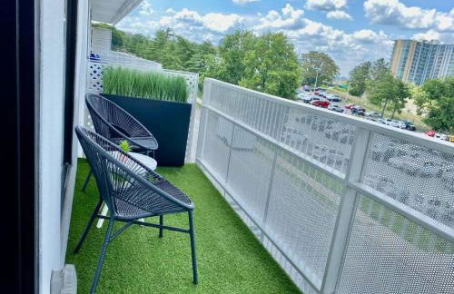 CHIC Modern Nashville Condo POOL, PATIO, PARKING - Foto 12