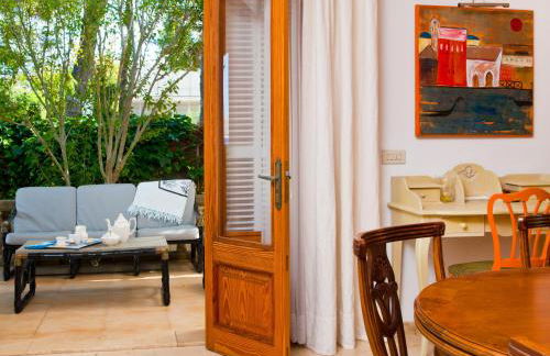 Villa Tita de Manresa, con jardines y vista mar - Foto 12