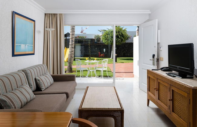 Plus Fariones Apartamentos - Photo 10