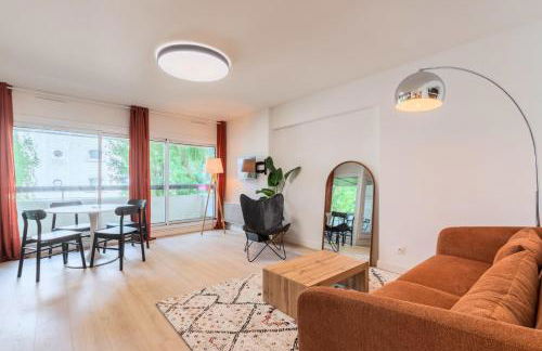 Spacious apartment with balcony and parking - Foto 1