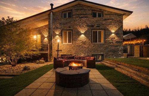 k10 Luxury House, Pool, Jacuzzi, Gym, Sauna, Private garden - Foto 12