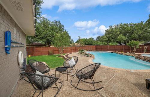 Relaxing Texas Retreat 4BR w Pool & Dream Kitchen - Foto 42