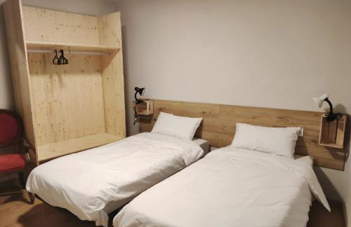 APT 1 Acollidor al Centre Històric de Vic APTGARBI - Photo 5