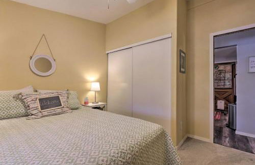 Updated Strawberry Family Cabin with 2 Private Decks - Foto 18