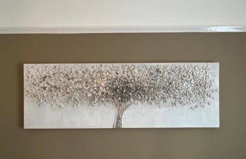 Large Family-Friendly 2BD Glastonbury Retreat, Sleeps 5 - Foto 4