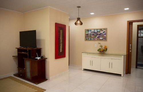 Chalé com Deck e Churrasqueira nas Montanhas - Foto 7