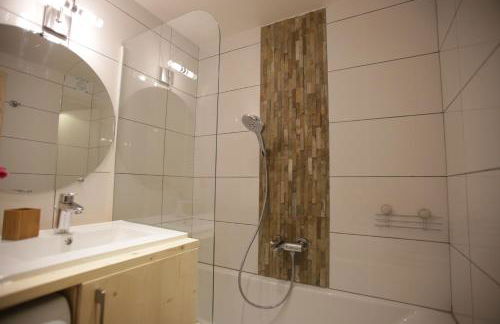 ARC 1800 Appartement 4 pièces Lauzières skis aux pieds - Foto 11