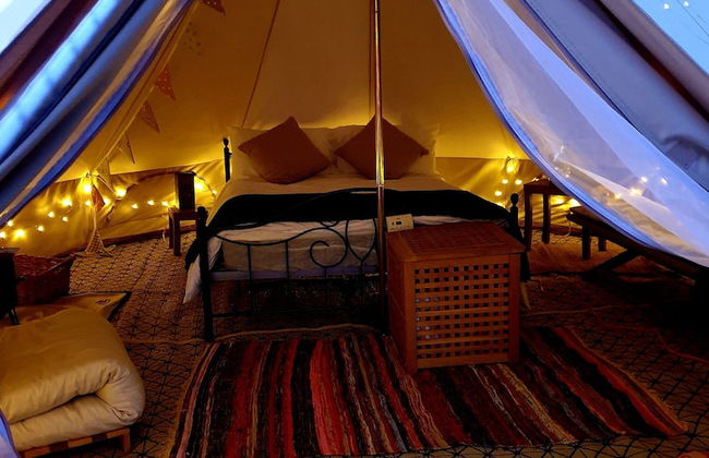 5m xl Bell Tent With log Burner, Near Whitby - Foto 5