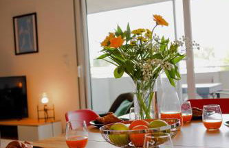 Lumimizan- Spacieux, grand balcon, wifi, lac et plage - Foto 6