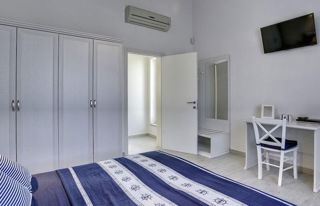 Modern Villa Histria With Pool and View - Photo 7