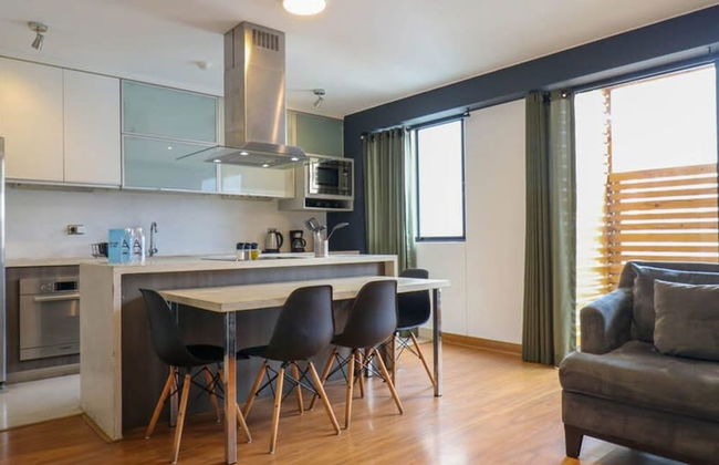 w Picturesque 2BR at Malecon - Photo 16