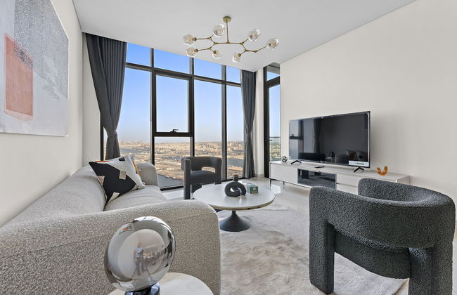 WelHome - Seaside Serenity: Spacious 1 BR in Maritime City - Photo 12