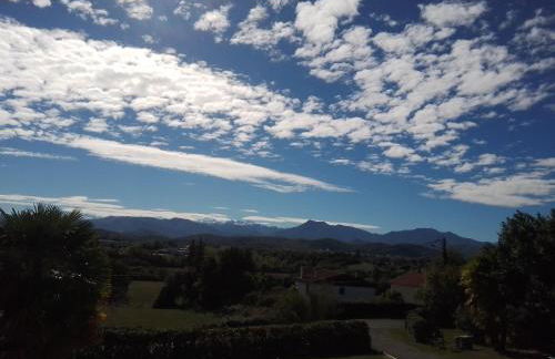 Pyrenees Vue Gite - Le Plus Commentaires Positifs - Vues Fantastique, Tres Bon Petit-Déjeuner, Calme, Piscine, Parking - Foto 10