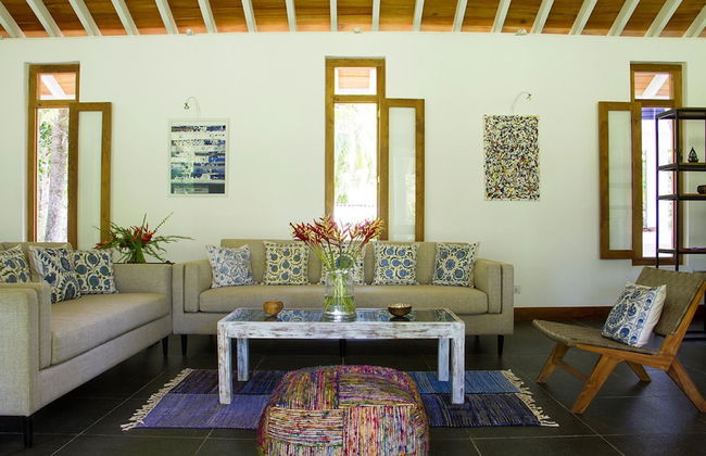 Family House With Large Garden In A Peaceful Setting - Foto 15