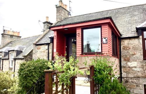 Bonnie Bide Huntly Aberdeenshire - Photo 1