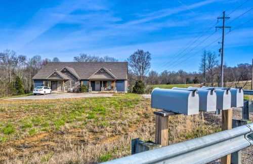 Pet-Friendly Brownsville Retreat with Porch! - Foto 25