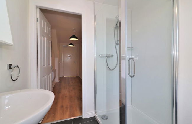 No 11 Bonnet Road - 2 Bed - Photo 34