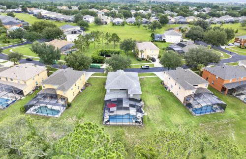 Luxurious 7BR Home Near DisneyPoolTheatreGame Room - Foto 51