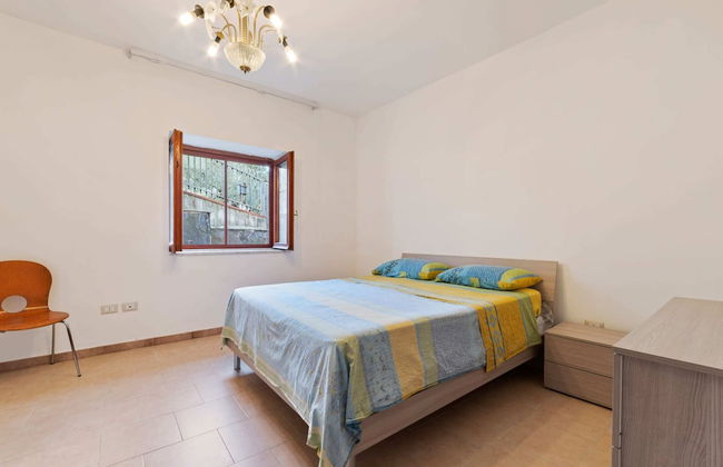 Apartment in Agropoli With Garden - Photo 15