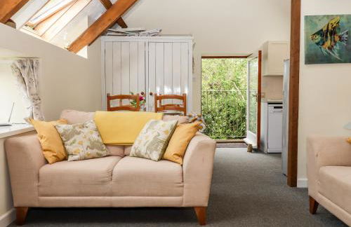 Higher Norton Barn - Photo 6