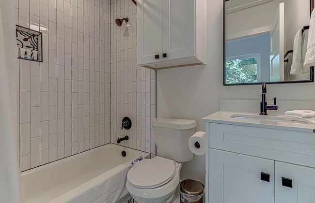 Private Backyard in East Austin - Photo 19