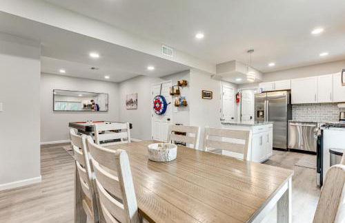 Renovated Logan Home with Pond and Fire Pit - Foto 12