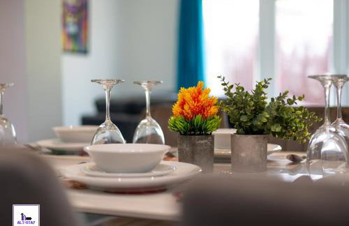 Temple by Alt-Stay Contractor Accommodation - 4 Bed Contractor Home With Parking, Wi-Fi & Full Kitchen - Ideal For Long stays - Photo 14