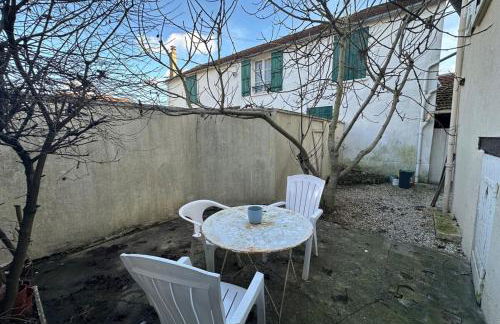 Maison avec terrasse - Centre Historique de Moret - Foto 14