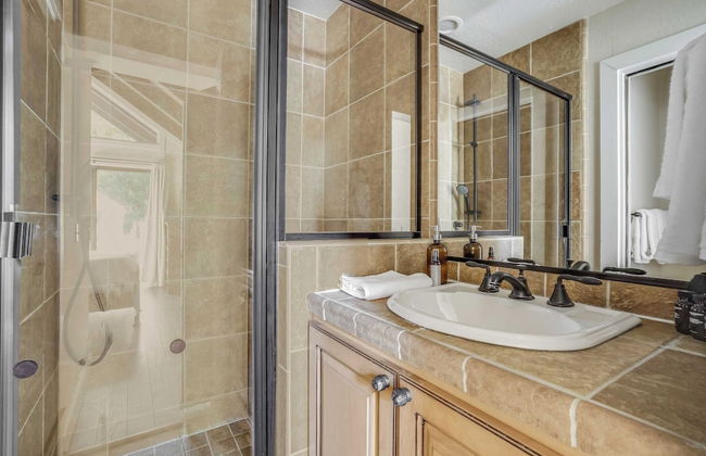 Marillac by Avantstay Gorgeous Ski Cabin w/ Balcony & Patio - Photo 4