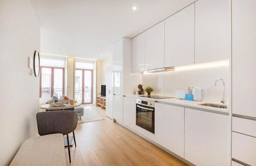 Studio Central 111 Collection - Photo 33