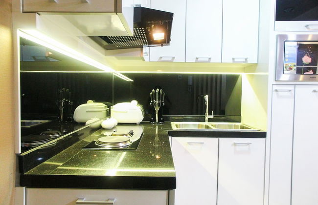 Cozy and Minimalist 1BR @ Oasis Apartment - Foto 14