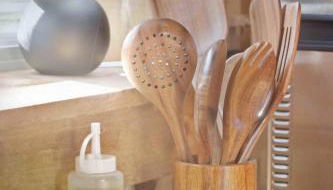 NEW! BEAR Necessities tiny home, outdoor theater! - Foto 3